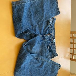 Cinch jeans -medium color - 32 W 34 L